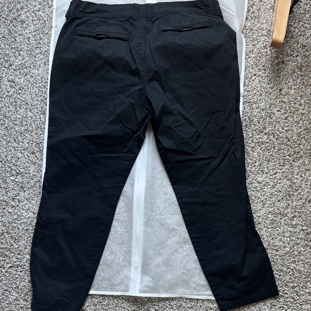 Old Navy Women’s  Black Khakis - Boyfriend Fit - Picture 5 of 7
